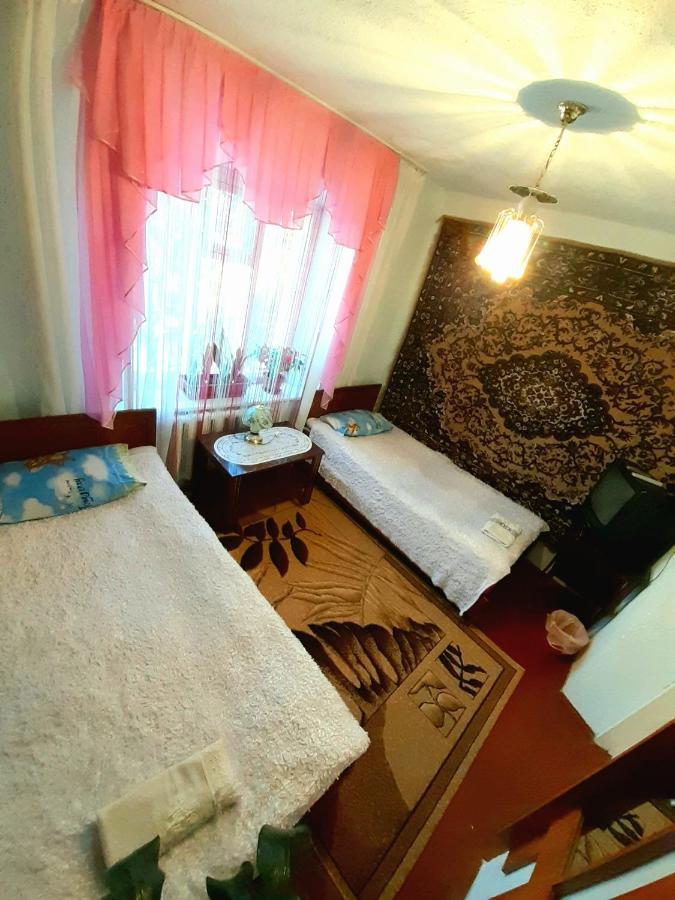 Guesthouse Kishimzhan Talas Exterior photo
