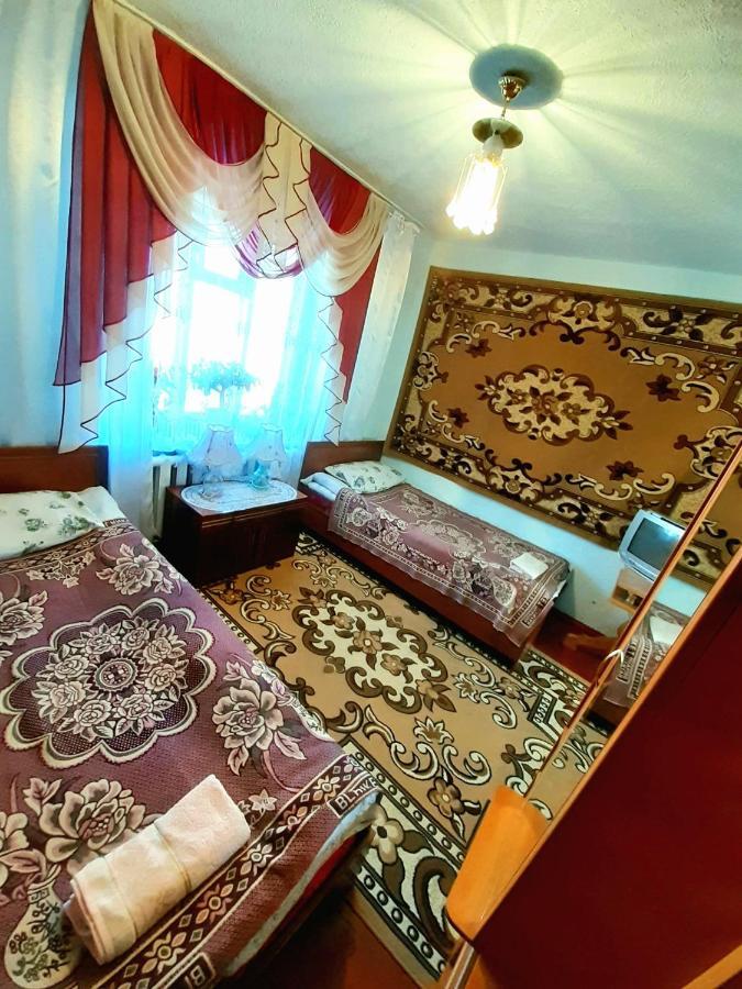 Guesthouse Kishimzhan Talas Exterior photo